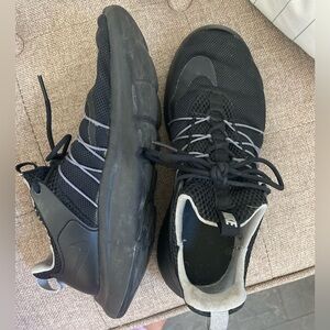 Women’s Nike sneakers